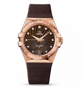 The 18k rose gold fake watches have brown dials.