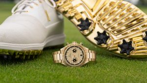 The champagne dials copy watches are made from 18k gold.